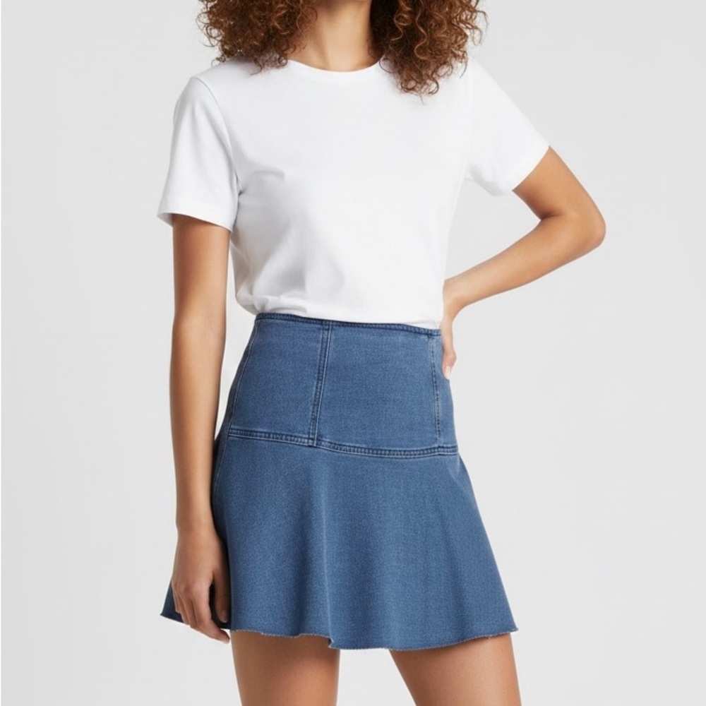 Free People Highlands Cotton Viscose Denim Mini Skirt size 4 in Deep Space Blue